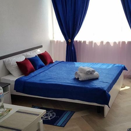 7 Days Apartments Апартаменты В Затоке ザトカ エクステリア 写真